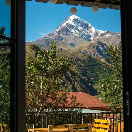 Planet Kazbegi Hotel Exterior photo