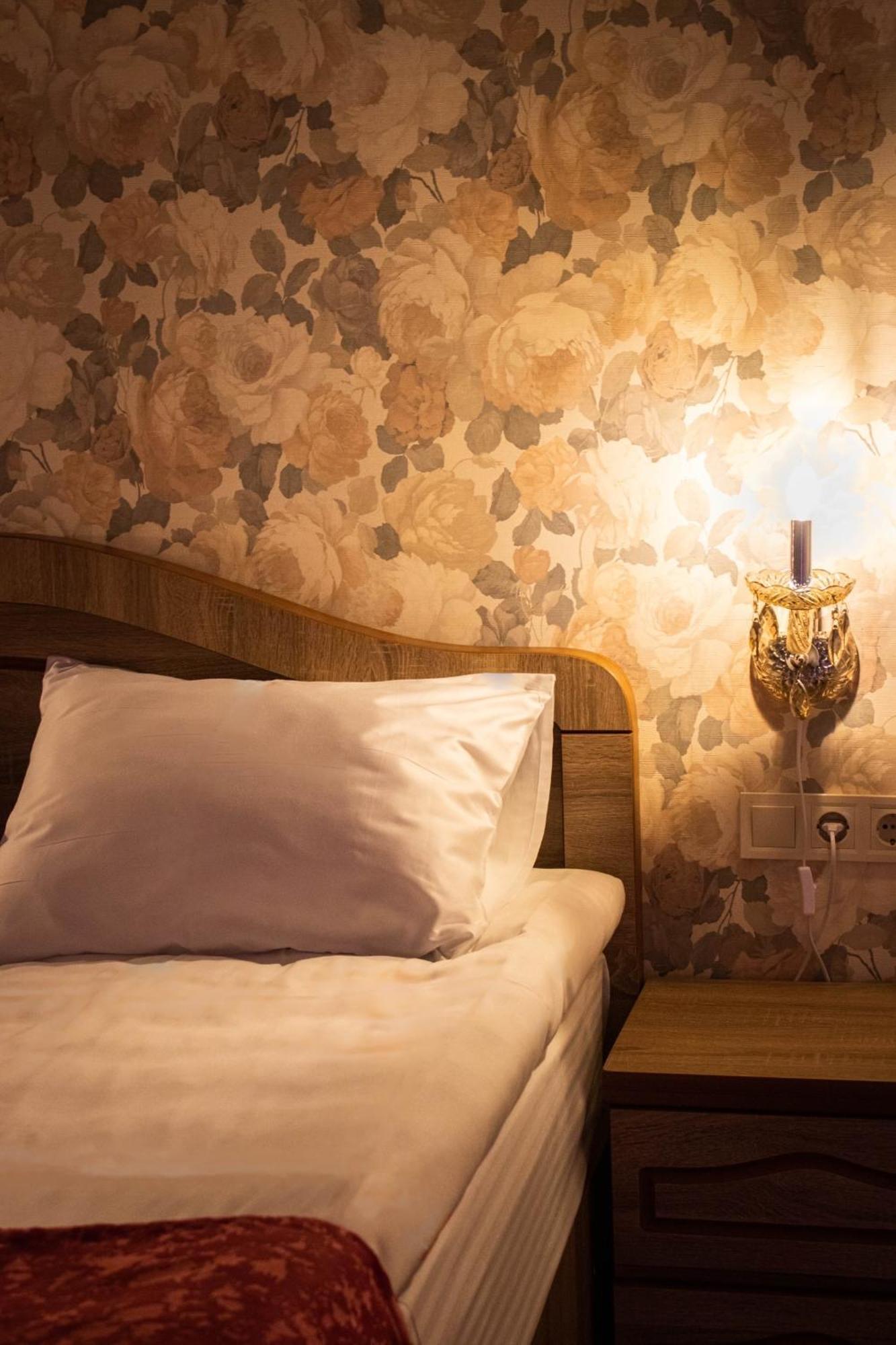 Planet Kazbegi Hotel Exterior photo
