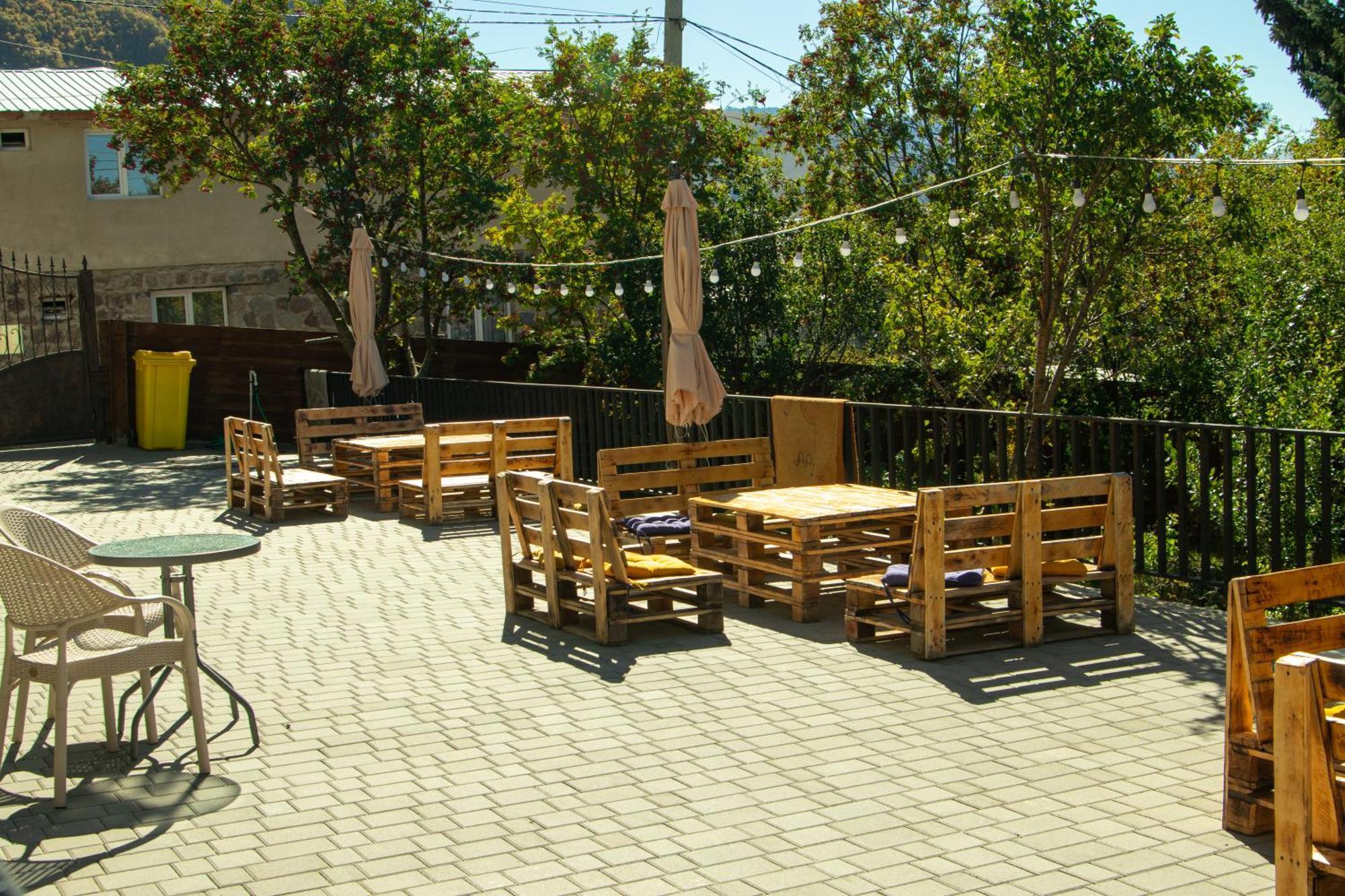Planet Kazbegi Hotel Exterior photo